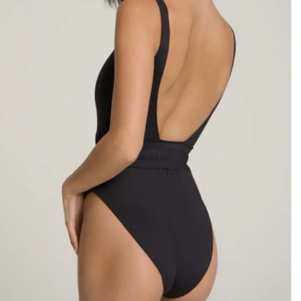 Good American Waist Framer One-Piece Swimsuit size 1